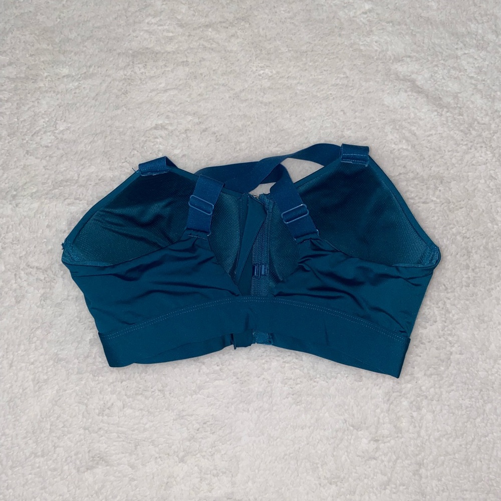 Sports Bra - Picture 2 of 4